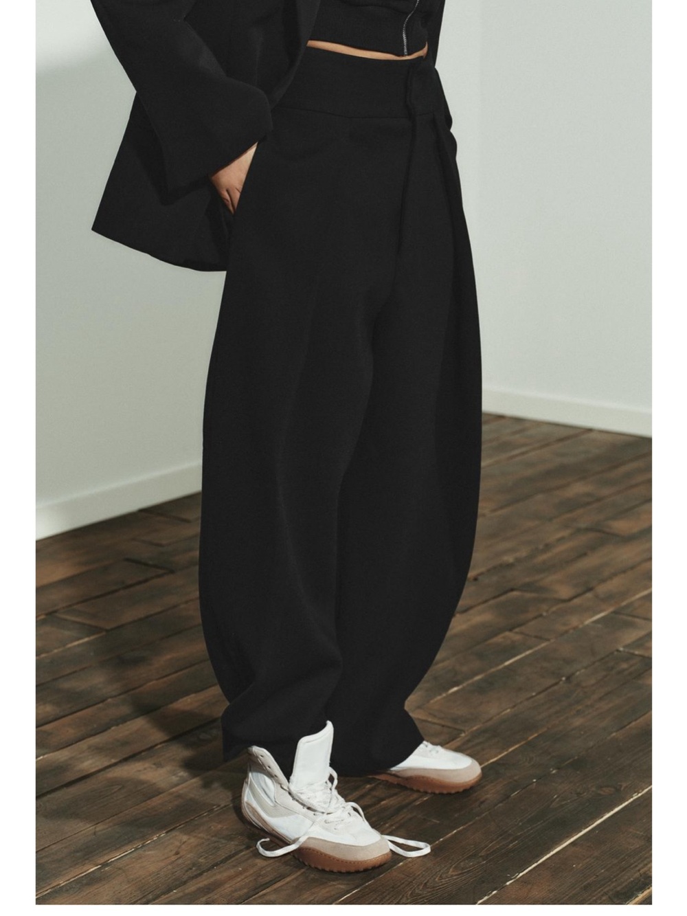VIRAL Zara Pleated Balloon Pants! Lovely thick fabric with soft structure! 😍😍